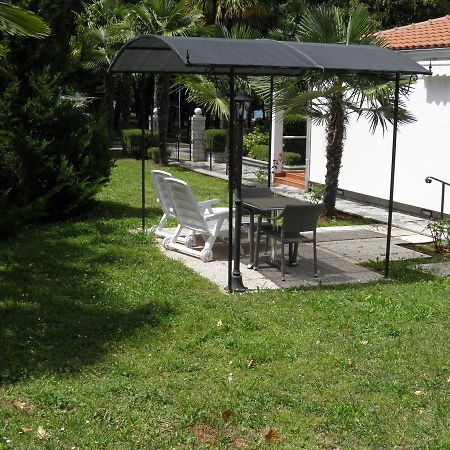 Apartment Alsia Poreč Exteriör bild